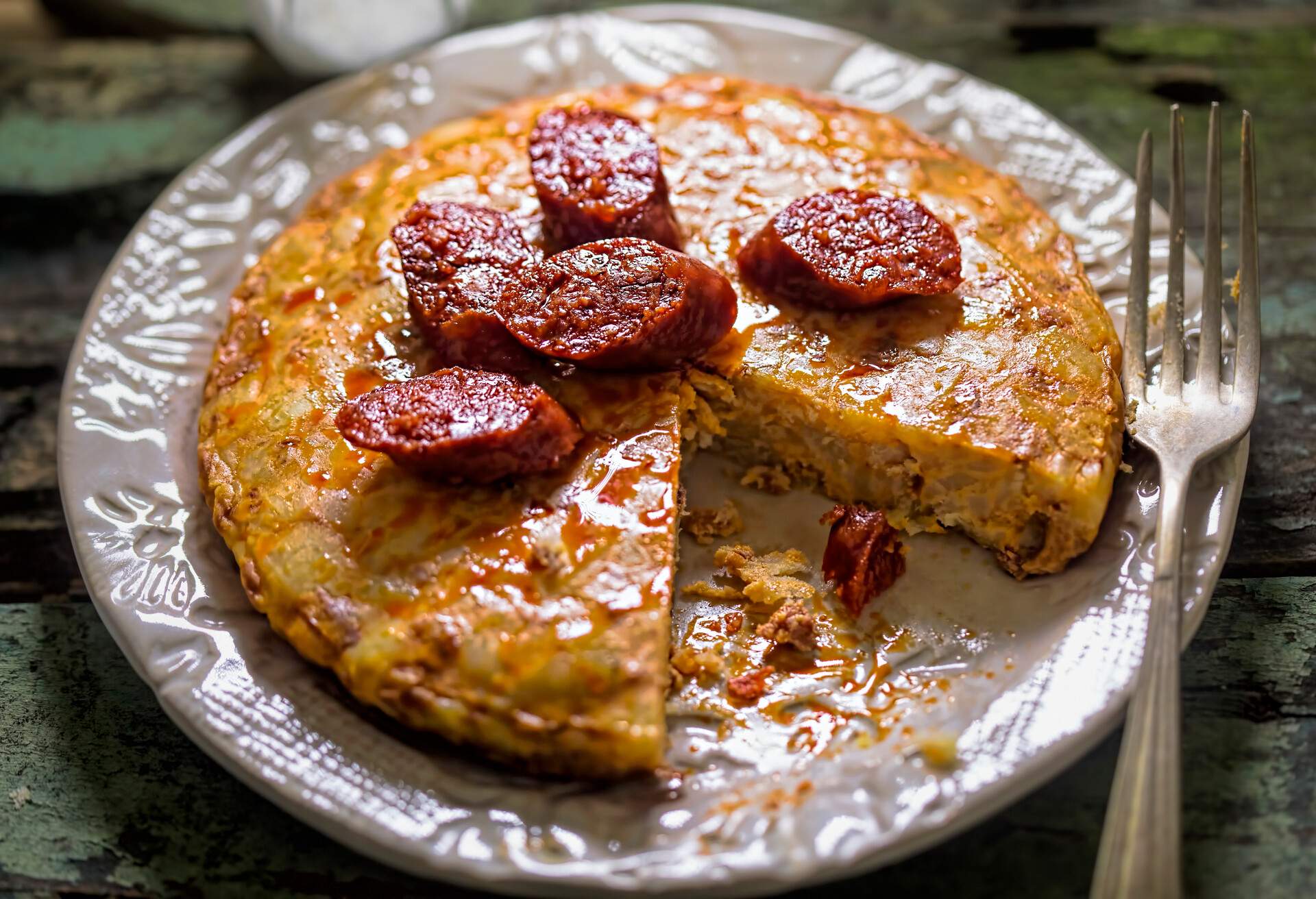 Recept na omeletu s bramborami a chorizem, rychlý a snadný