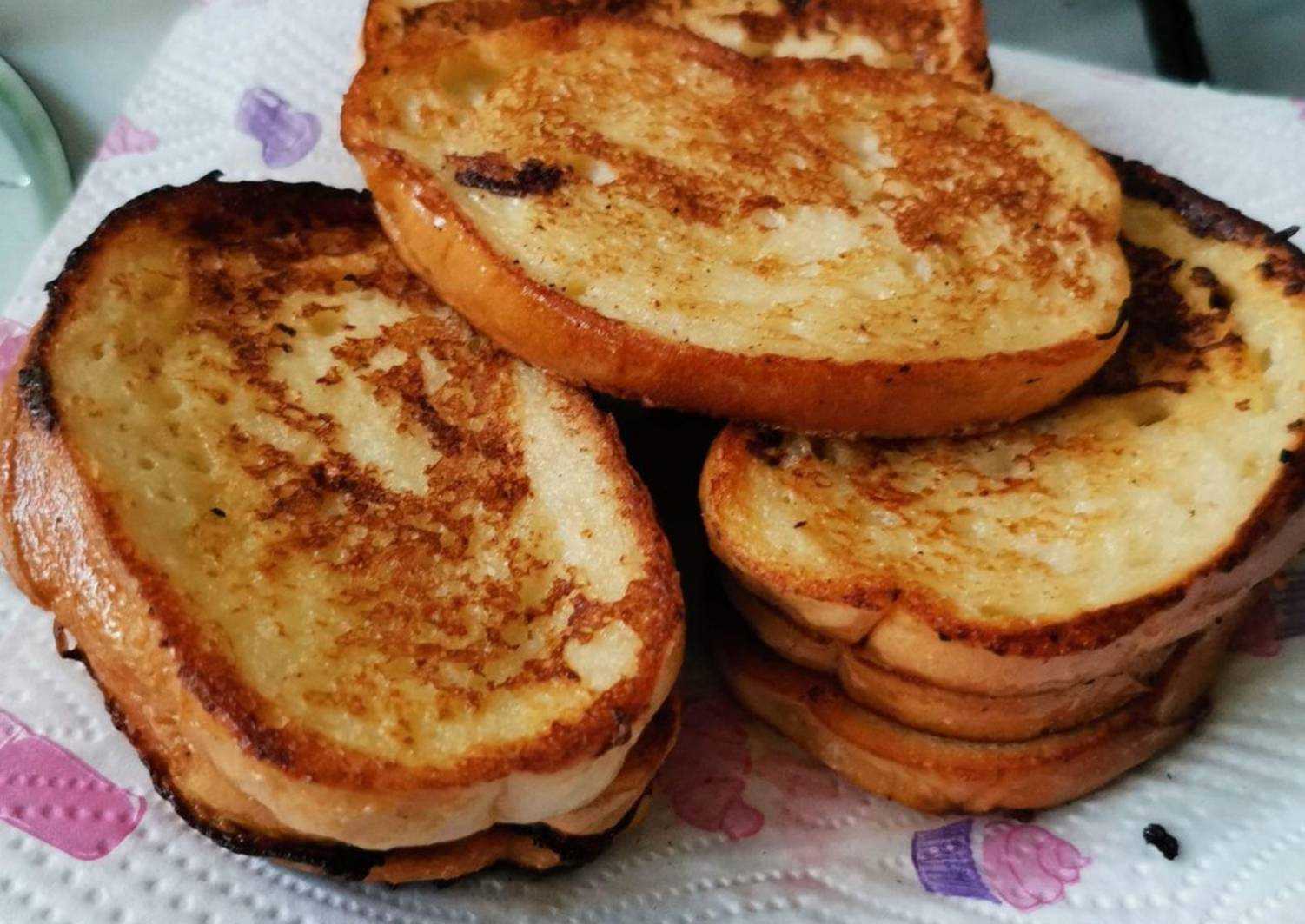 Moje rodina miluje, když k snídani dělám takovéto toasty. Vůně vanilky naplní celý dům.