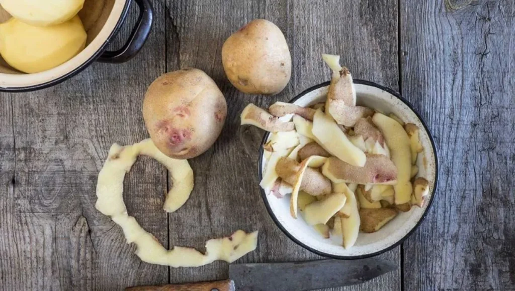 Poklad bramborové slupky: 5 domácích triků, jak využít tuto přírodní ingredienci