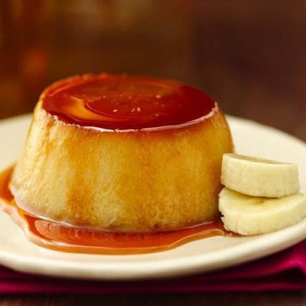 Recept na sýrový flan, tradiční verze nejjednoduššího a nejkrémovějšího dezertu.