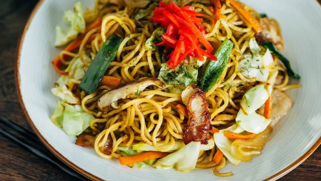 Jednoduchá a chutná yakisoba: ideální recept na rychlé jídlo!