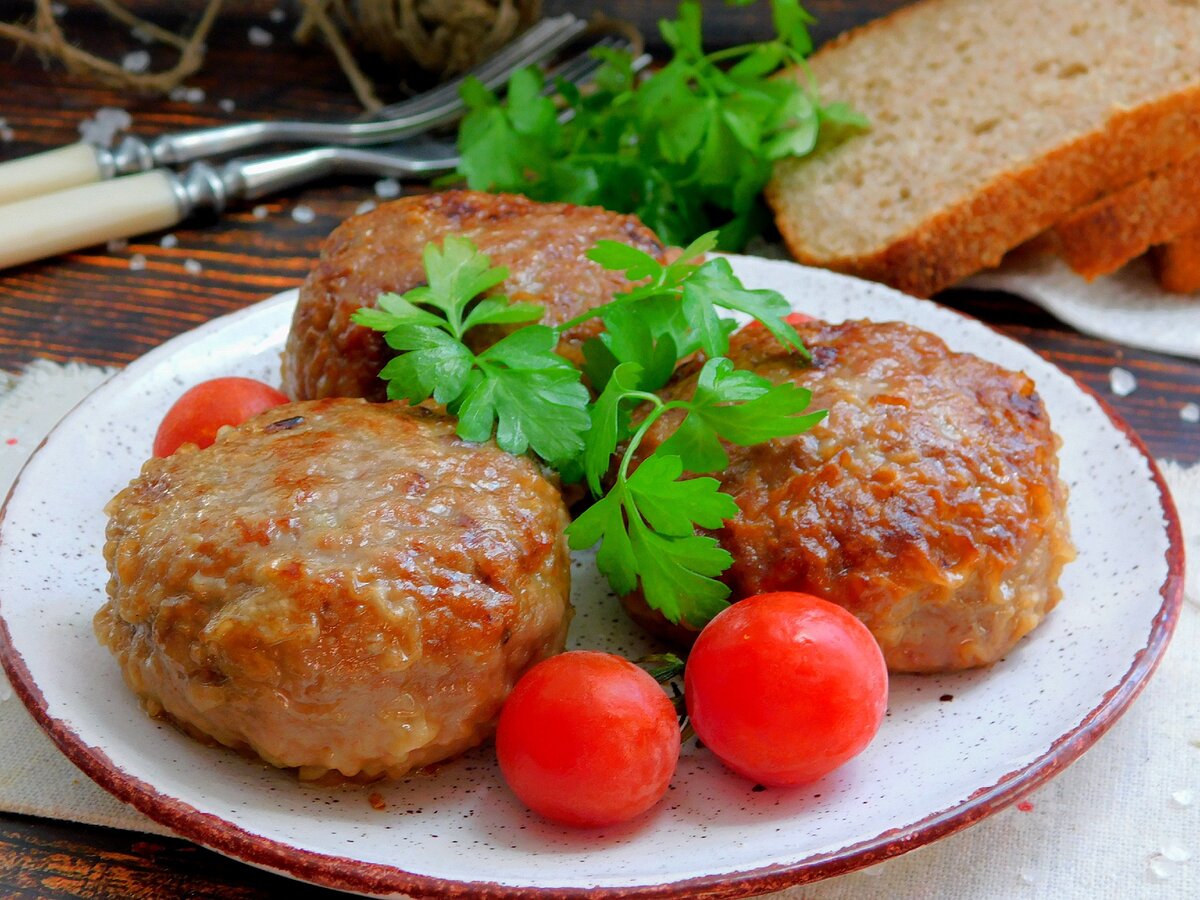 Mleté maso už nenamáčím do strouhanky. Vybírám jinou ingredienci a každý se na ni ptá.