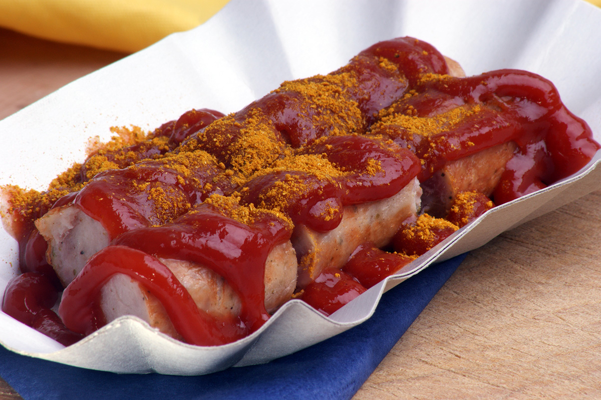 Nejlepší recept na currywurst: jak si doma připravit slavnou klobásu Curry 36