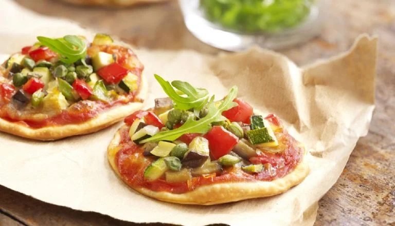 Pizza bez mouky: připravte si tu nejkřupavější a nejchutnější pizzu tak snadno, recept, který vám pomůže jíst bez pocitu viny.